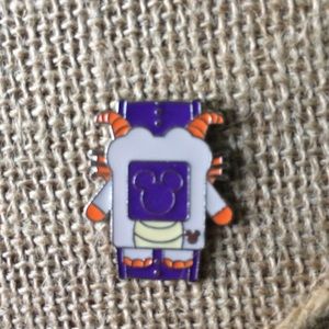 Magic Band Hidden Mickey Enamel Pin